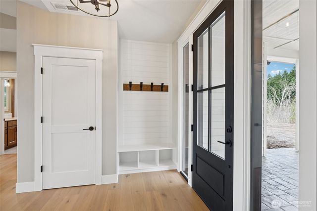 917 Confer Road, Kalama, WA 98625