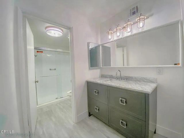 3239 Altura Avenue 17, Glendale, CA 91214