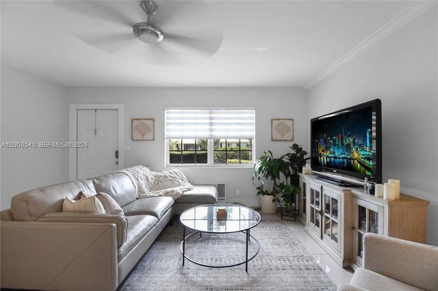 2701 Middle River Dr 3, Fort Lauderdale, FL 33306