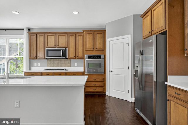 109 TUTELO LN, Lake Frederick, VA 22630