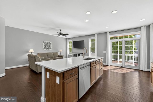 109 TUTELO LN, Lake Frederick, VA 22630