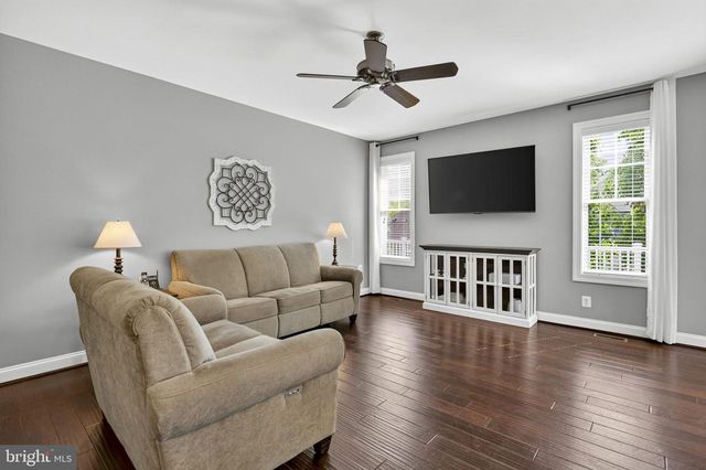 109 TUTELO LN, Lake Frederick, VA 22630