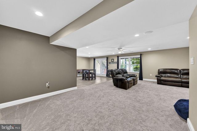 109 TUTELO LN, Lake Frederick, VA 22630