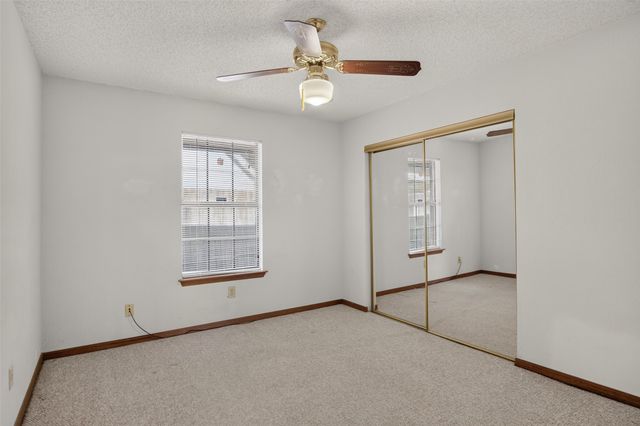 604 Gunnison Drive, Arlington, TX 76006