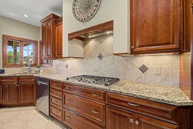1025 Rosewood Creek Drive 1025 Rosewood Creek Drive, Troy, OH 45373