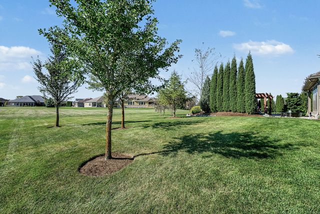 1025 Rosewood Creek Drive 1025 Rosewood Creek Drive, Troy, OH 45373