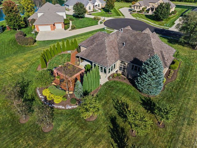 1025 Rosewood Creek Drive 1025 Rosewood Creek Drive, Troy, OH 45373