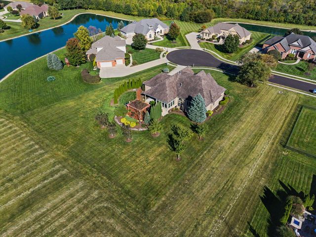 1025 Rosewood Creek Drive 1025 Rosewood Creek Drive, Troy, OH 45373
