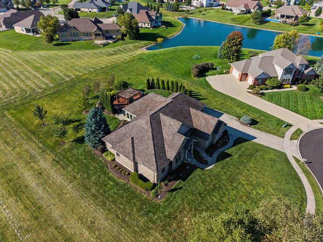 1025 Rosewood Creek Drive 1025 Rosewood Creek Drive, Troy, OH 45373