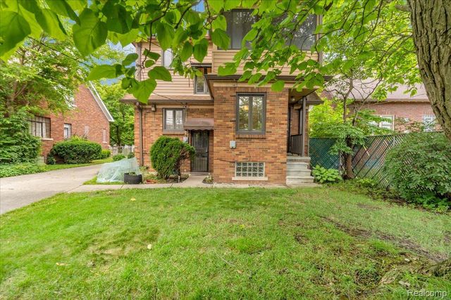 18415 Lancashire Street, Detroit, MI 48223