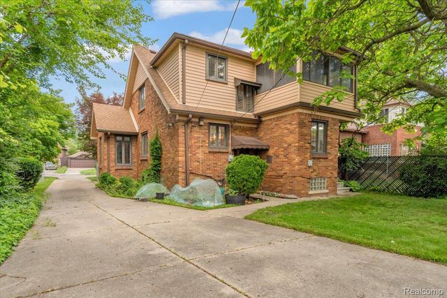 18415 Lancashire Street, Detroit, MI 48223
