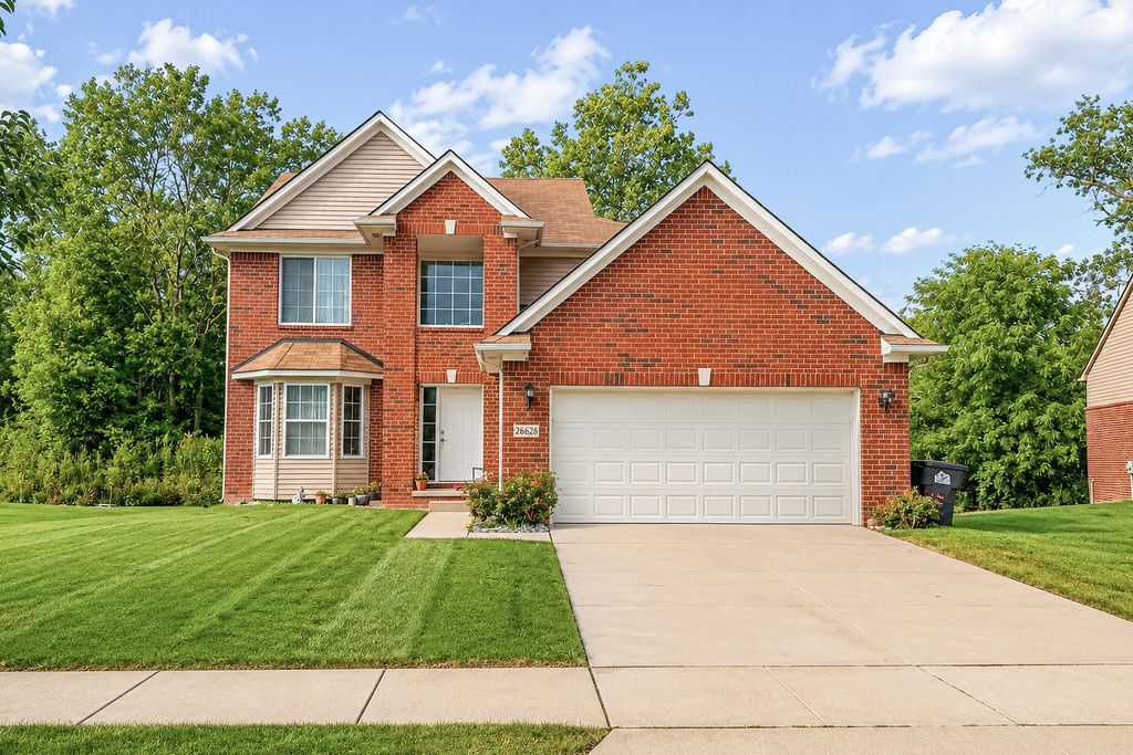 26626 Lakepointe Drive, Taylor, MI 48180