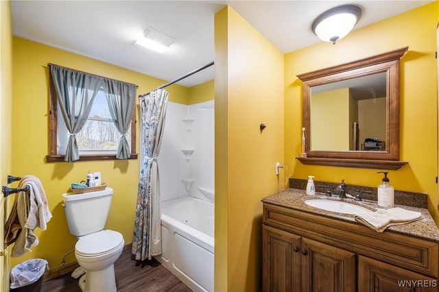 12 Longs Lane, Pembroke, NY 14036