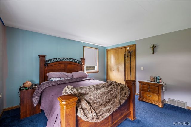 12 Longs Lane, Pembroke, NY 14036