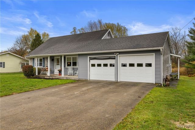 12 Longs Lane, Pembroke, NY 14036