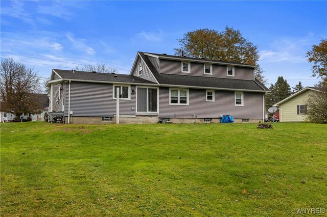 12 Longs Lane, Pembroke, NY 14036