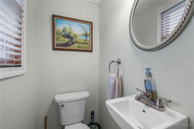 12 Longs Lane, Pembroke, NY 14036