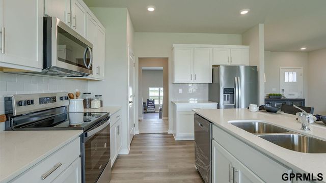 20558 Westridge Drive, Gretna, NE 68028