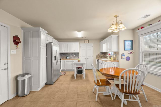 11608 Ridgetop Drive, Sherwood, AR 72120