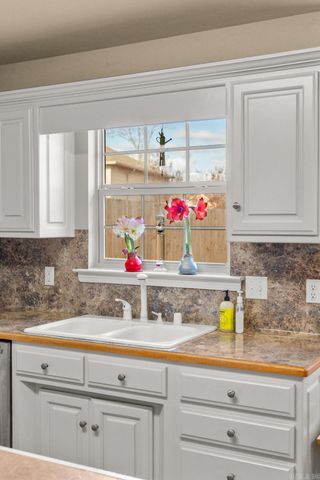 11608 Ridgetop Drive, Sherwood, AR 72120