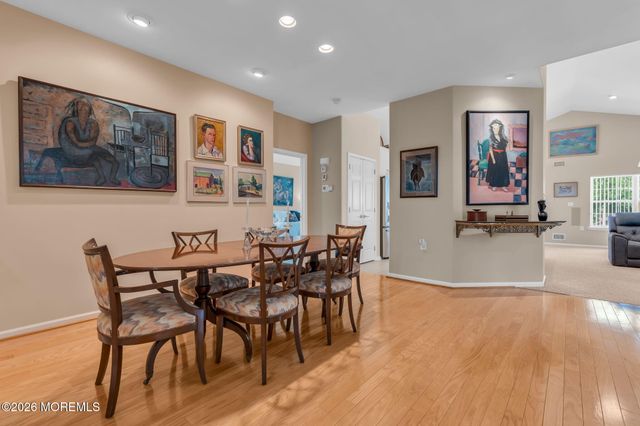 8 Byron Drive, Manchester, NJ 08759