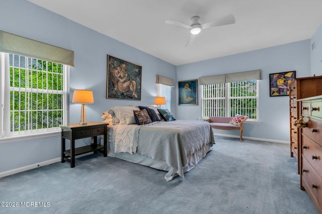 8 Byron Drive, Manchester, NJ 08759