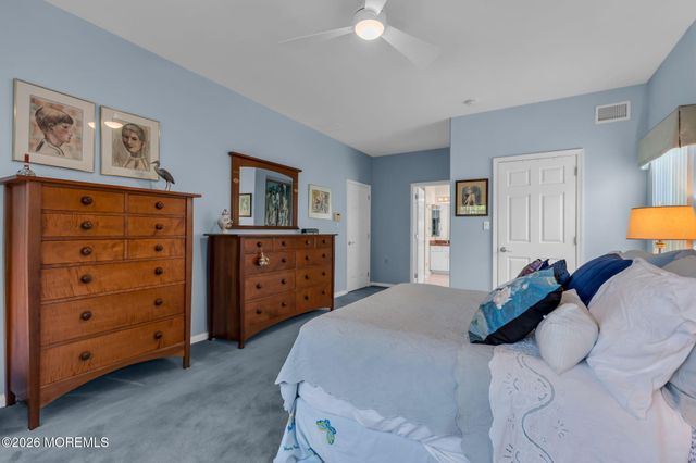 8 Byron Drive, Manchester, NJ 08759