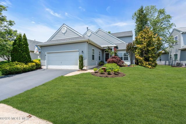 8 Byron Drive, Manchester, NJ 08759