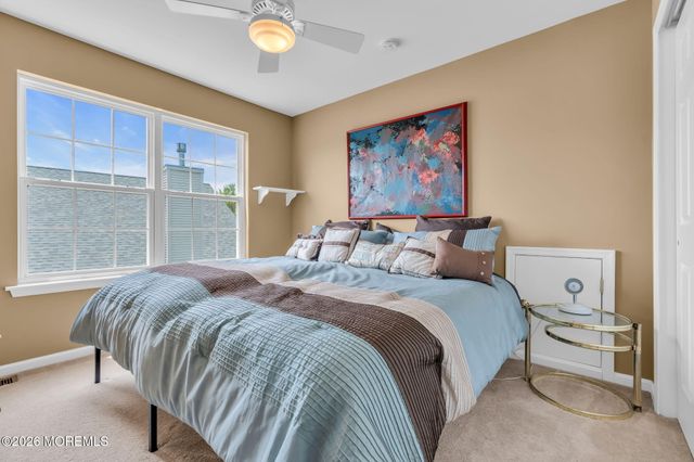 8 Byron Drive, Manchester, NJ 08759