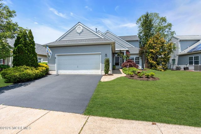 8 Byron Drive, Manchester, NJ 08759