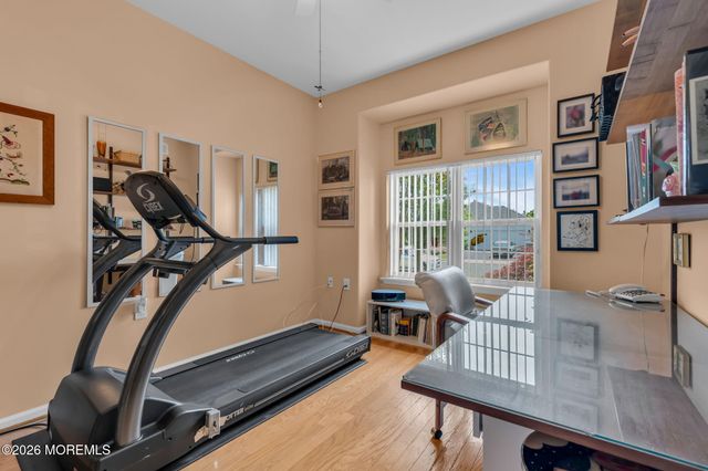 8 Byron Drive, Manchester, NJ 08759