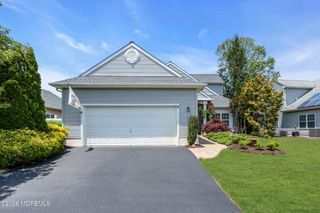 8 Byron Drive, Manchester, NJ 08759