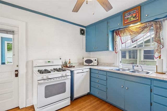 1436 46th Street, Des Moines, IA 50311