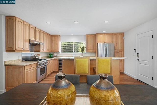 1700 Pleasant Hill Road, Pleasant Hill, CA 94523