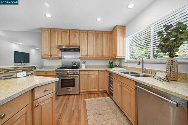 1700 Pleasant Hill Road, Pleasant Hill, CA 94523