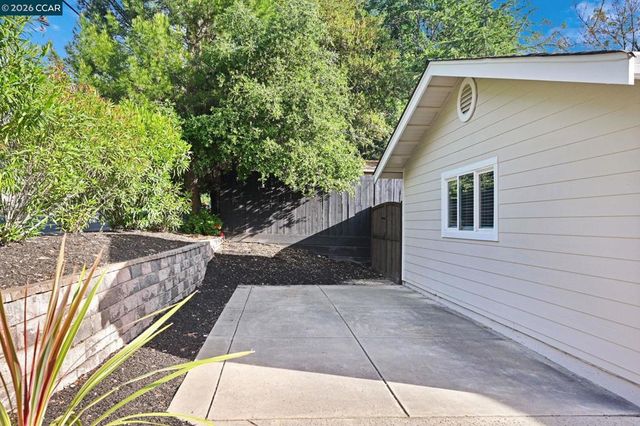 1700 Pleasant Hill Road, Pleasant Hill, CA 94523