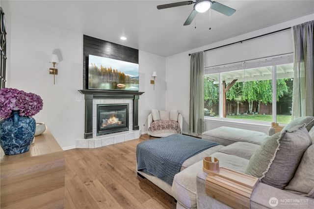 473 Mountain Circle Drive, Buckley, WA 98321