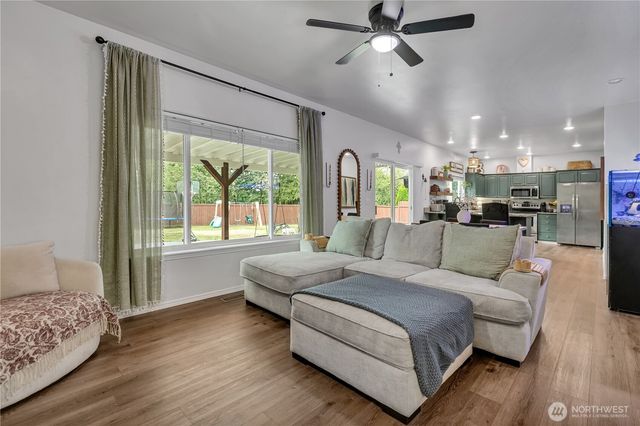 473 Mountain Circle Drive, Buckley, WA 98321