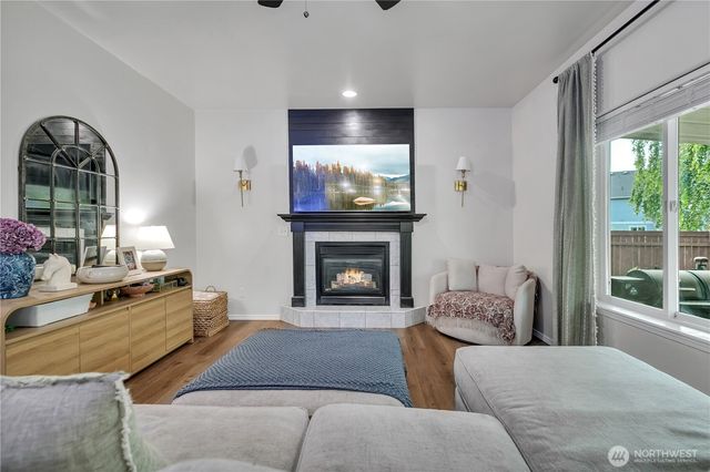 473 Mountain Circle Drive, Buckley, WA 98321