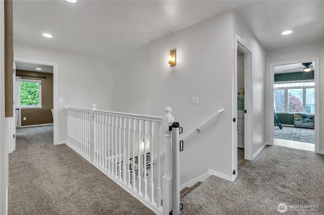 473 Mountain Circle Drive, Buckley, WA 98321