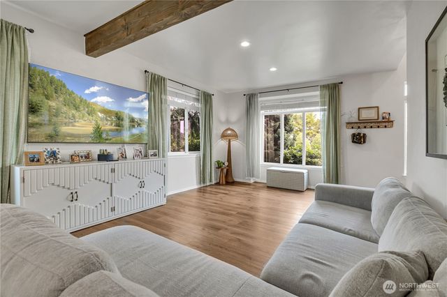 473 Mountain Circle Drive, Buckley, WA 98321