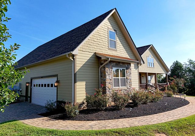 594 Summit Trace, Blairsville, GA 30512