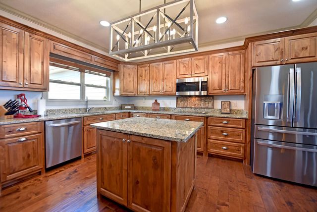 594 Summit Trace, Blairsville, GA 30512