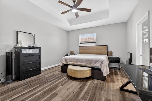 9807 NW 88th Ter, Doral, FL 33178