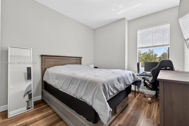 9807 NW 88th Ter, Doral, FL 33178