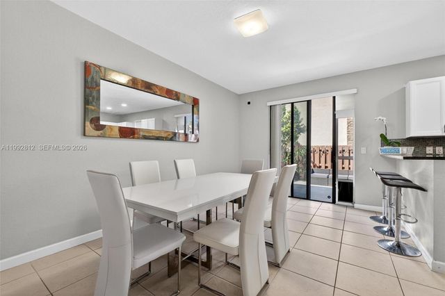 9807 NW 88th Ter, Doral, FL 33178