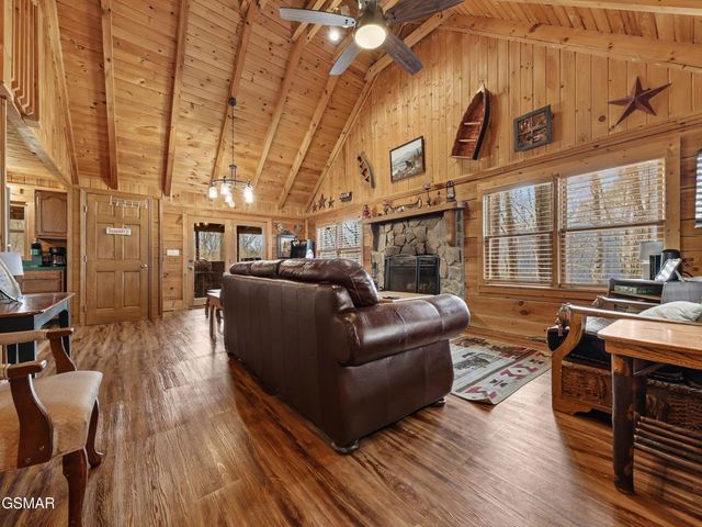 1141 Ski View Lane, Sevierville, TN 37876