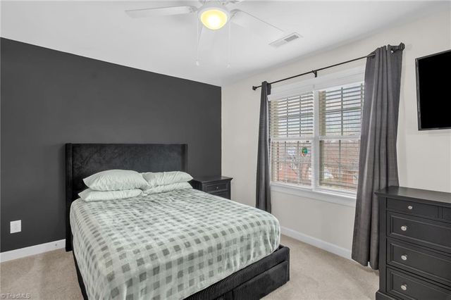 136 Montauk Court, Clemmons, NC 27012