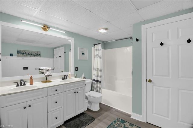 136 Montauk Court, Clemmons, NC 27012