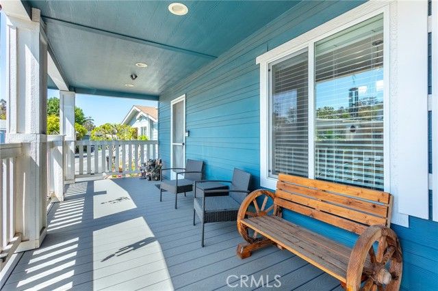 18 Portola, San Fernando, CA 91345